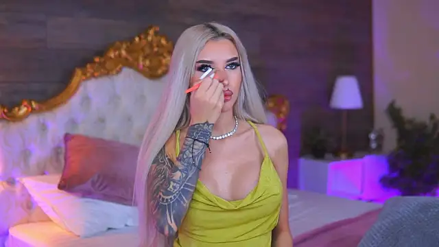 Juicy Jessye online show from 12-05-25, 09:01