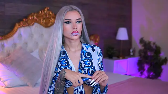 Juicy Jessye online show from 11-04-25, 09:07