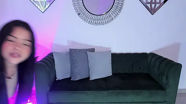 Layla Breezee online show from 03-05-26, 11:51