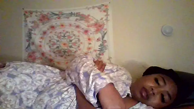 angeliquebelcali online show from 11-05-25, 06:49