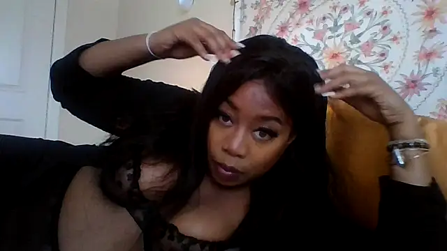 Snapshot of angeliquebelcali chatting on 09-09-25, 07:01 angeliquebelcali online show from 09-09-25, 07:01