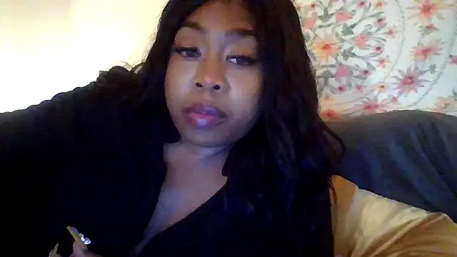 Snapshot of angeliquebelcali chatting on 09-11-25, 04:45 angeliquebelcali online show from 09-11-25, 04:45