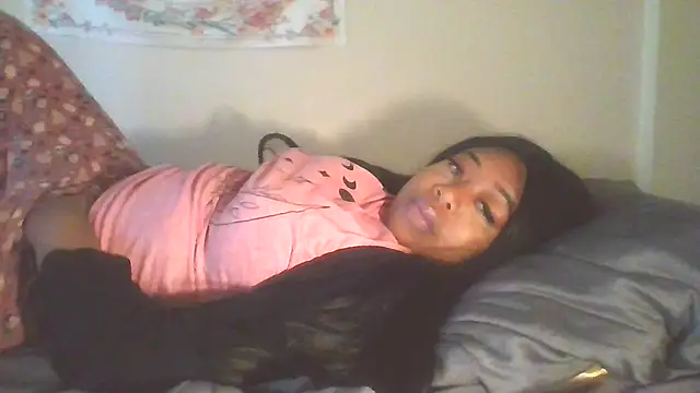 Snapshot of angeliquebelcali chatting on 05-11-26, 02:45 angeliquebelcali online show from 05-11-26, 02:45