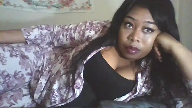 Snapshot of angeliquebelcali chatting on 05-24-26, 09:36 angeliquebelcali online show from 05-24-26, 09:36