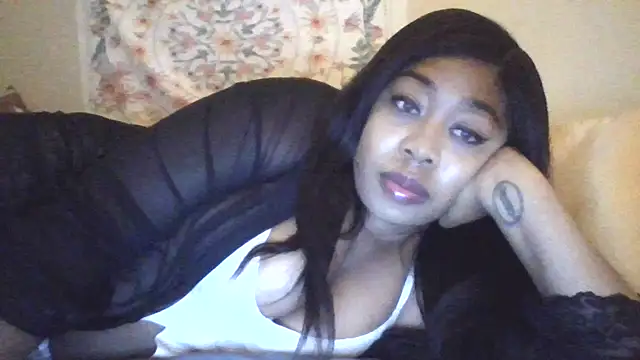 Snapshot of angeliquebelcali chatting on 10-14-25, 09:58 angeliquebelcali online show from 10-14-25, 09:58