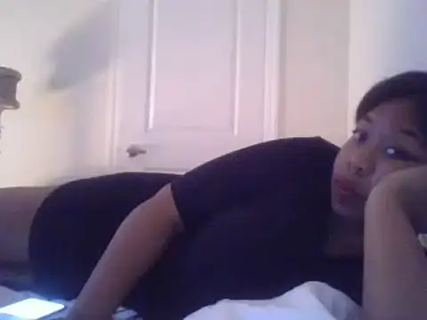 Snapshot of angeliquebelcali chatting on 03-12-25, 11:44 angeliquebelcali online show from 03-12-25, 11:44