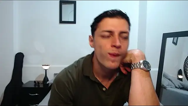 Snapshot of Frank_Millers chatting on 05-15-26, 11:03 Frank Millers online show from 05-15-26, 11:03