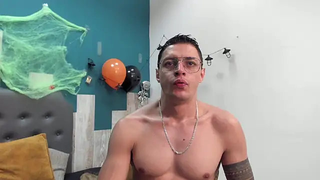 Frank Millers online show from 11-04-25, 06:44