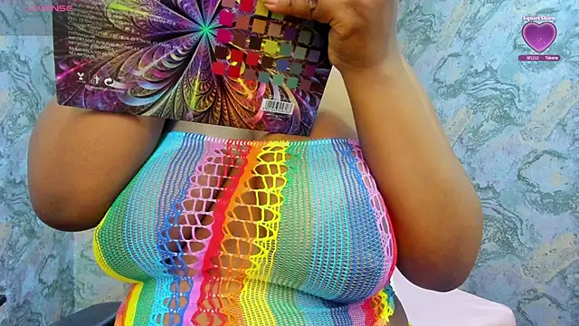 nefertiti ebony online show from 11-07-25, 04:17