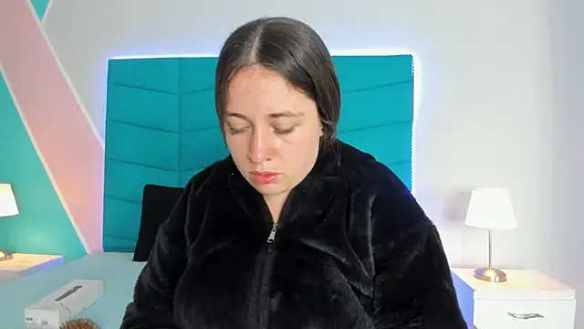 Luciana brown  online show from 03-21-25, 12:51