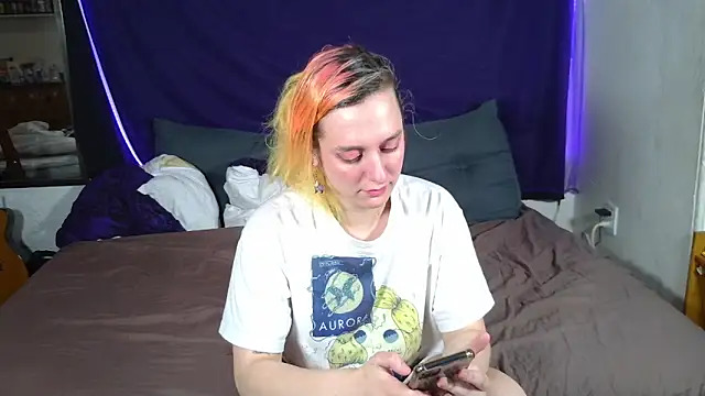 Evelan420 online show from 10-13-25, 06:20