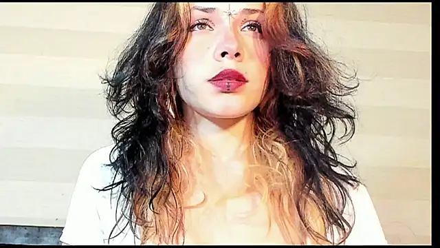 Snapshot of onix_bl4ck chatting on 12-16-25, 10:36 onix bl4ck online show from 12-16-25, 10:36