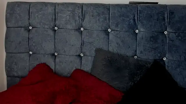 Snapshot of onix_bl4ck chatting on 01-31-25, 07:18 onix bl4ck online show from 01-31-25, 07:18