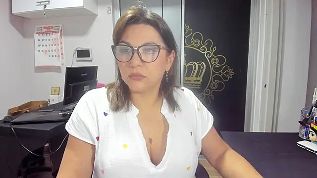 TiffanyyWilson online show from 03-07-26, 09:20