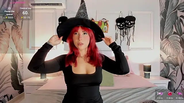 HannaaMiller online show from 10-28-25, 02:34