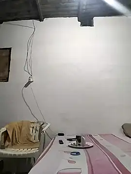 Snapshot of Ant1990 chatting on 03-17-25, 03:14 Ant1990 online show from 03-17-25, 03:14