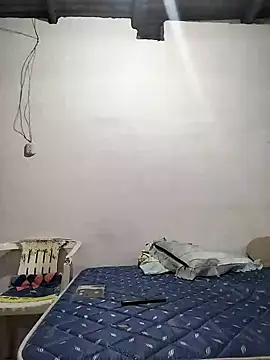 Snapshot of Ant1990 chatting on 01-23-25, 02:55 Ant1990 online show from 01-23-25, 02:55