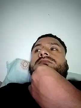 Snapshot of Ant1990 chatting on 10-06-25, 02:57 Ant1990 online show from 10-06-25, 02:57