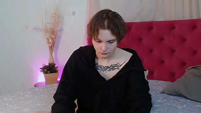 Snapshot of DemianEnglen chatting on 04-11-26, 09:29 DemianEnglen online show from 04-11-26, 09:29