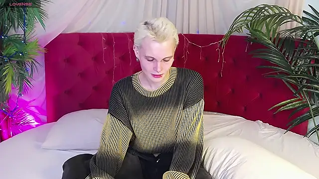 DemianEnglen online show from 02-01-25, 11:37