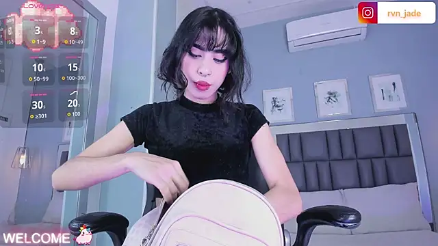 Raven jade  online show from 10-21-25, 07:35