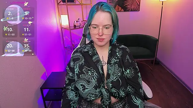 Snapshot of Manic_pixie_ chatting on 05-23-26, 03:33 Manic pixie online show from 05-23-26, 03:33