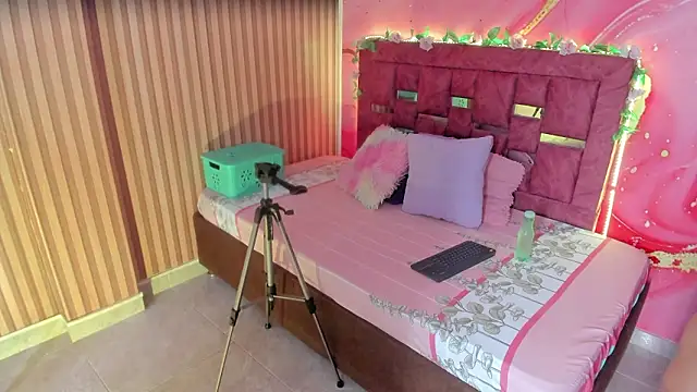 scarlett  evans  online show from 03-24-26, 06:41