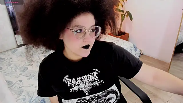 lilith mesa online show from 10-19-25, 03:42