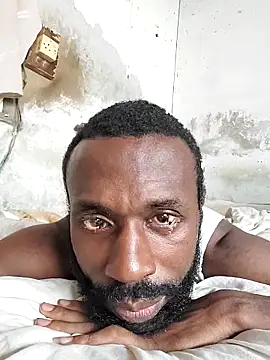 Snapshot of onewinnertee chatting on 02-16-26, 01:54 onewinnertee online show from 02-16-26, 01:54