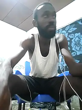 Snapshot of onewinnertee chatting on 02-17-26, 05:32 onewinnertee online show from 02-17-26, 05:32