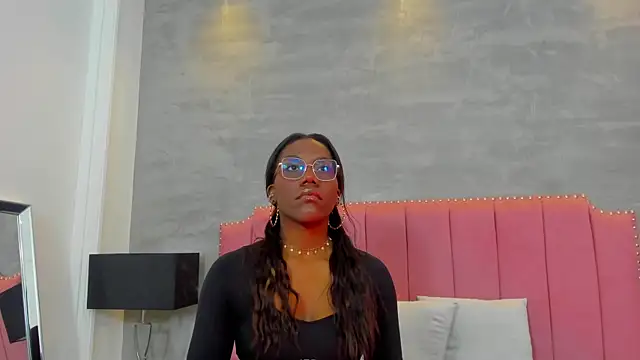 Alaia Colins online show from 11-27-25, 03:07