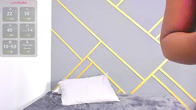 Alaia Colins online show from 03-21-25, 04:17