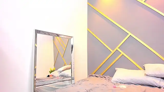 Alaia Colins online show from 02-27-25, 09:29