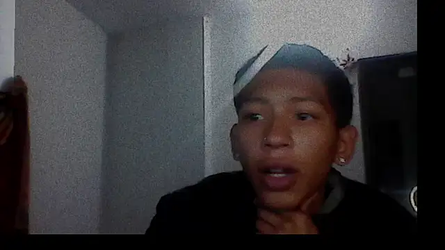 Snapshot of daniel_hot_420 chatting on 01-26-25, 04:30 daniel hot 420 online show from 01-26-25, 04:30