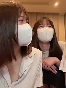 Snapshot of NA-KAREN-V8 chatting on 05-24-26, 01:44 NA-KAREN-V8 online show from 05-24-26, 01:44