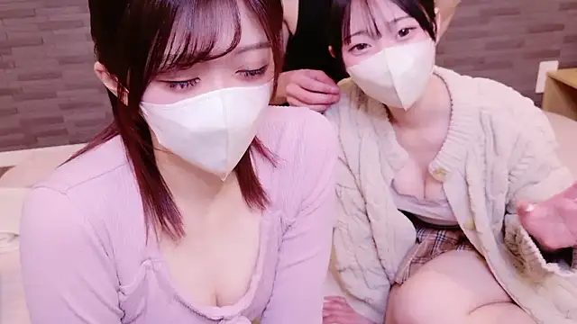 NA-KAREN-V8 online show from 11-05-25, 11:57