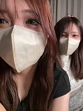 Snapshot of NA-KAREN-V8 chatting on 05-12-26, 01:17 NA-KAREN-V8 online show from 05-12-26, 01:17