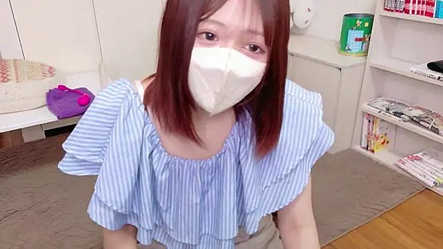 Snapshot of NA-KAREN-V8 chatting on 06-07-26, 04:45 NA-KAREN-V8 online show from 06-07-26, 04:45