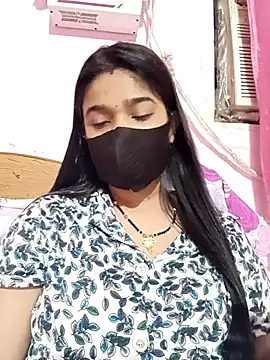 Simran-001 online show from 10-17-25, 02:19