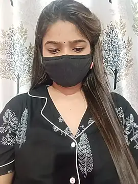 Snapshot of Simran-001 chatting on 06-20-26, 01:05 Simran-001 online show from 06-20-26, 01:05