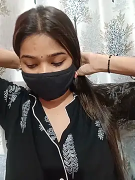 Snapshot of Simran-001 chatting on 06-28-26, 12:11 Simran-001 online show from 06-28-26, 12:11