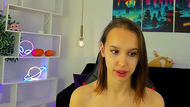 SandraTucker online show from 10-25-25, 03:06