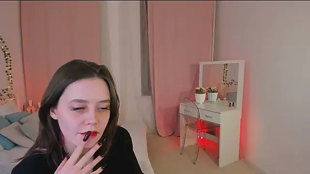 Ruby Noir online show from 01-27-25, 07:13