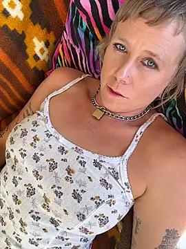 I am babydoll online show from 03-26-26, 05:00