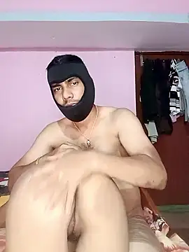 Snapshot of USHA_BHABHI chatting on 05-29-26, 11:11 USHA BHABHI online show from 05-29-26, 11:11