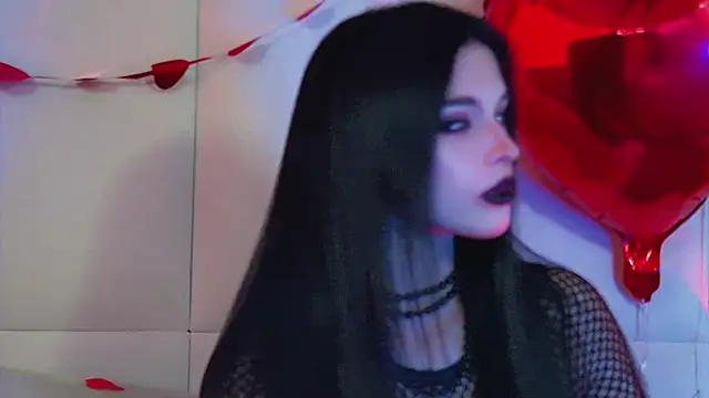 Snapshot of BeverlyMost chatting on 02-10-26, 06:51 BeverlyMost online show from 02-10-26, 06:51