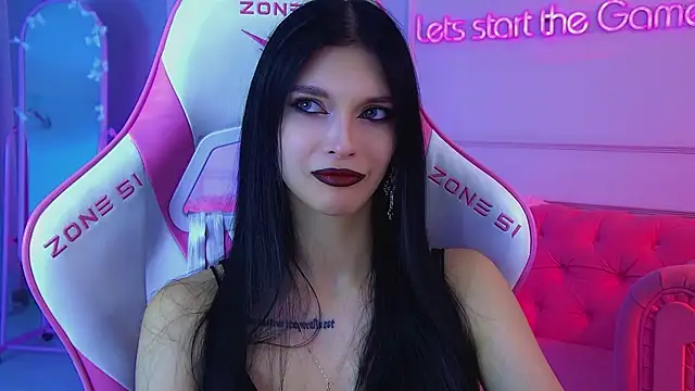 BeverlyMost online show from 06-12-26, 06:44