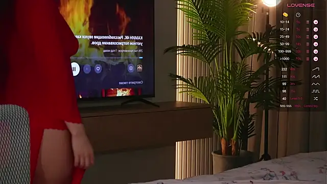 Sofa 01 online show from 10-07-25, 01:23