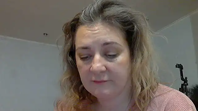 WriterInna44 online show from 02-28-25, 01:47