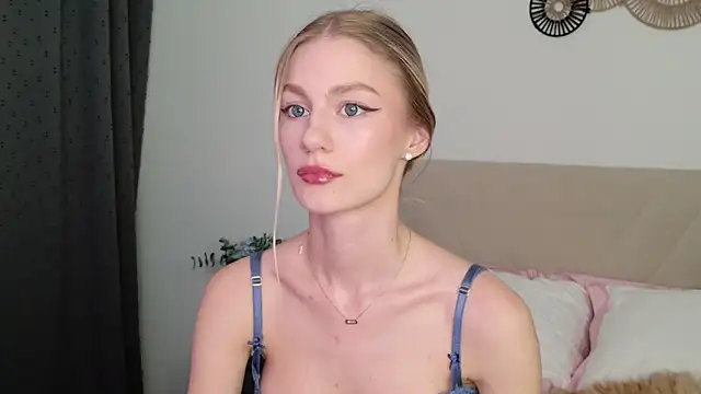 GabriellaOlsen online show from 05-17-26, 04:07